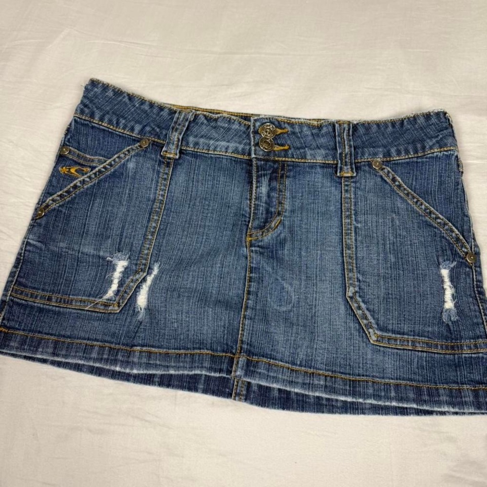 Vintage y2k O'Neill denim mini skirt - Picture 2 of 5